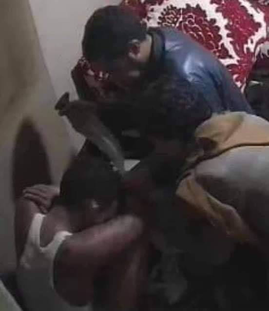 الجناة يقطعون أوردة الضحية عبدالله الأغبري 