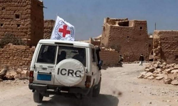 الصليب الأحمر يستعيد سيارة تابعة له بعد ساعات من اختطافها في لحج