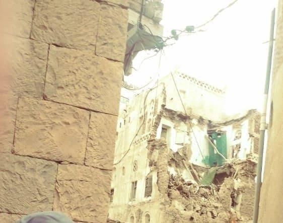 انهيار منزلين أثري في مدينة صنعاء القديمة