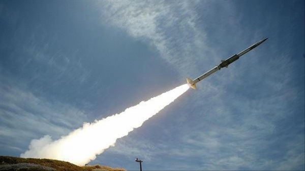 الحوثيون يعلنون شن هجمات بالطائرات المسيرة والصواريخ على السعودية والإمارات