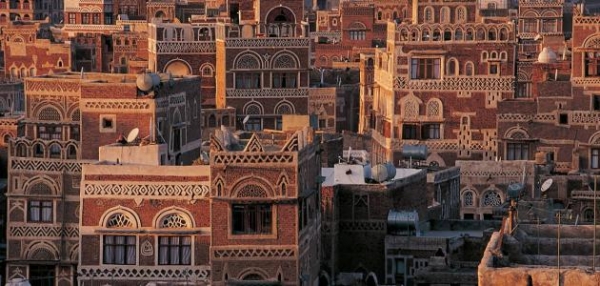 الأمطار تهدّد أكثر من 500 منزل تاريخي في صنعاء القديمة