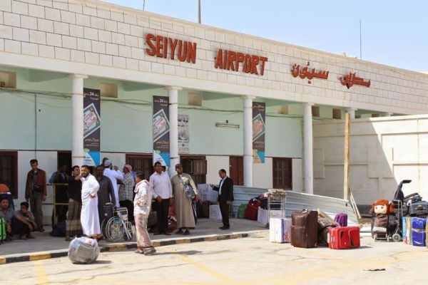 مطار سيئون ومنفذ الوديعة يستقبلان 1.600 مسافر بينهم 72 أجنبيا خلال يوم