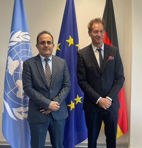 الوزير بحيبح يبحث مع مسؤول ألماني رفيع دعم القطاع الصحي في اليمن