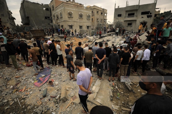 "حكومة غزة": ارتفاع حصيلة القصف الإسرائيلي إلى 11240 قتيلا