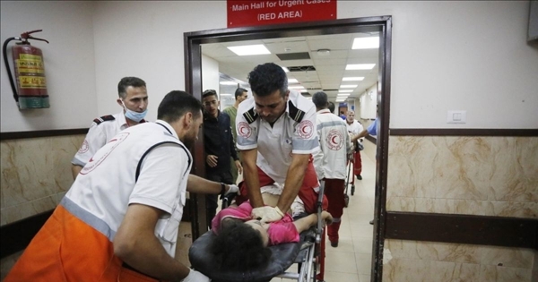 "أطباء بلا حدود" تطلب الحماية.. وتدعو إلى وقف إطلاق النار في غزة