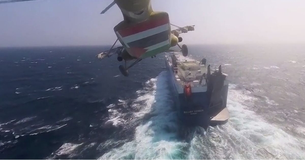 تقرير يكشف عدد السفن التي غيّرت مسارها بسبب هجمات الحوثيين