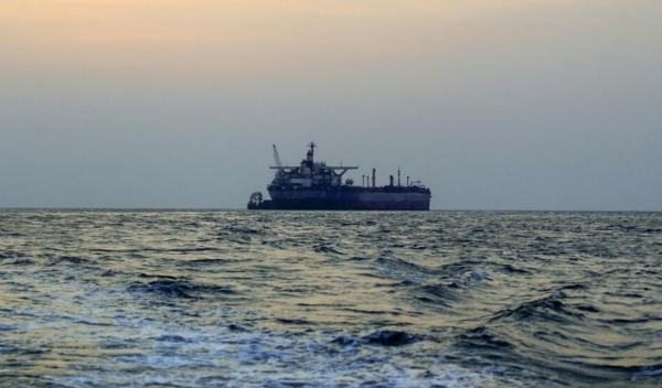 جماعة الحوثي تعلن توسيع منعها لجميع السفن المتجهة لإسرائيل 