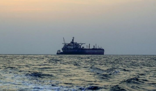 مزيد من السفن تتجنب البحر الأحمر وهجمات الحوثيين تربك التجارة العالمية