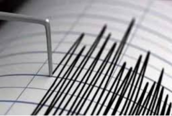 زلزال قوي يضرب وسط اليابان وتحذيرات من تسونامي