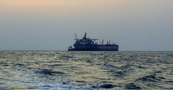أسعار الشحن البحري تقفز بنسبة "هائلة" بسبب هجمات "الحوثي" بالبحر الأحمر