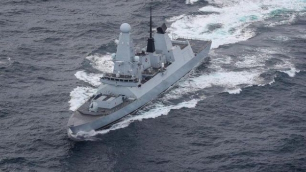 بريطانيا تعلن إرسال سفينة حربية جديدة إلى البحر الأحمر للتصدي لهجمات الحوثيين