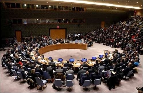 مجلس الأمن يعتمد قرارا يدين الهجمات الحوثية في البحر الأحمر