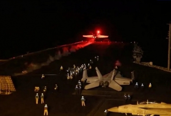 واشنطن تخطط لحملة عسكرية مستمرة لاستهداف القدرات البحرية للحوثيين
