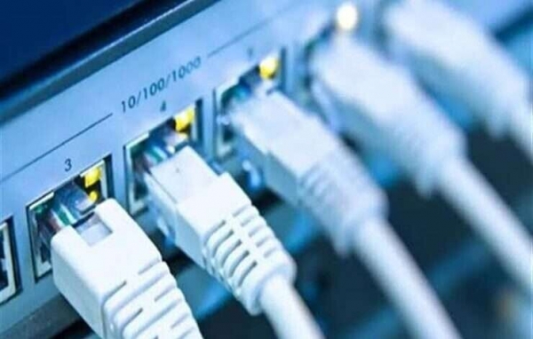 انقطاع خدمة الإنترنت في حضرموت نتيجة قطع في كابلات الألياف الضوئية