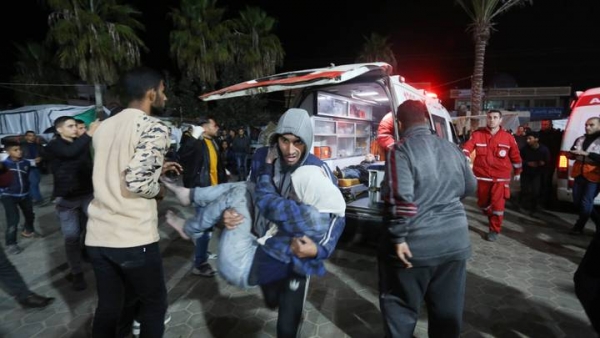 غزة.. شهداء وجرحى في قصف جديد ونفاد الوقود يُخرج مستشفى "كمال عدوان" عن الخدمة